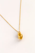 Load image into Gallery viewer, 3D Origami Necklaces