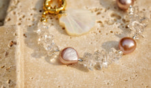 Load image into Gallery viewer, White Quartz Crystal Freshwater Pearl Bracelet