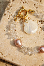 Load image into Gallery viewer, White Quartz Crystal Freshwater Pearl Bracelet