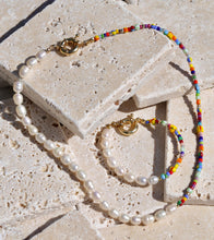 Load image into Gallery viewer, Pearl Beaded Necklace