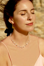 Load image into Gallery viewer, Natural White Crystal Beaded Necklace