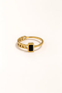 Golden Link Onyx Ring