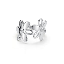 Load image into Gallery viewer, daisy flower ring silver
