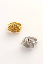 Load image into Gallery viewer, Seashell Elegance Rings
