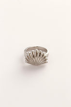 Load image into Gallery viewer, Seashell Elegance Rings
