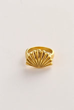 Load image into Gallery viewer, Seashell Elegance Rings
