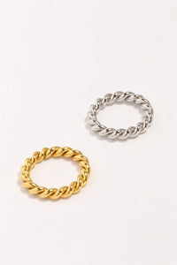 Twist Elegance Rings