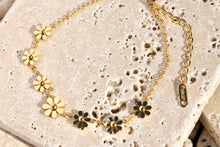 Load image into Gallery viewer, Gold Daisy Flower Anklet
